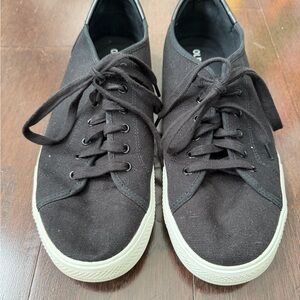 Old Navy Black Canvas Men's Sneakers